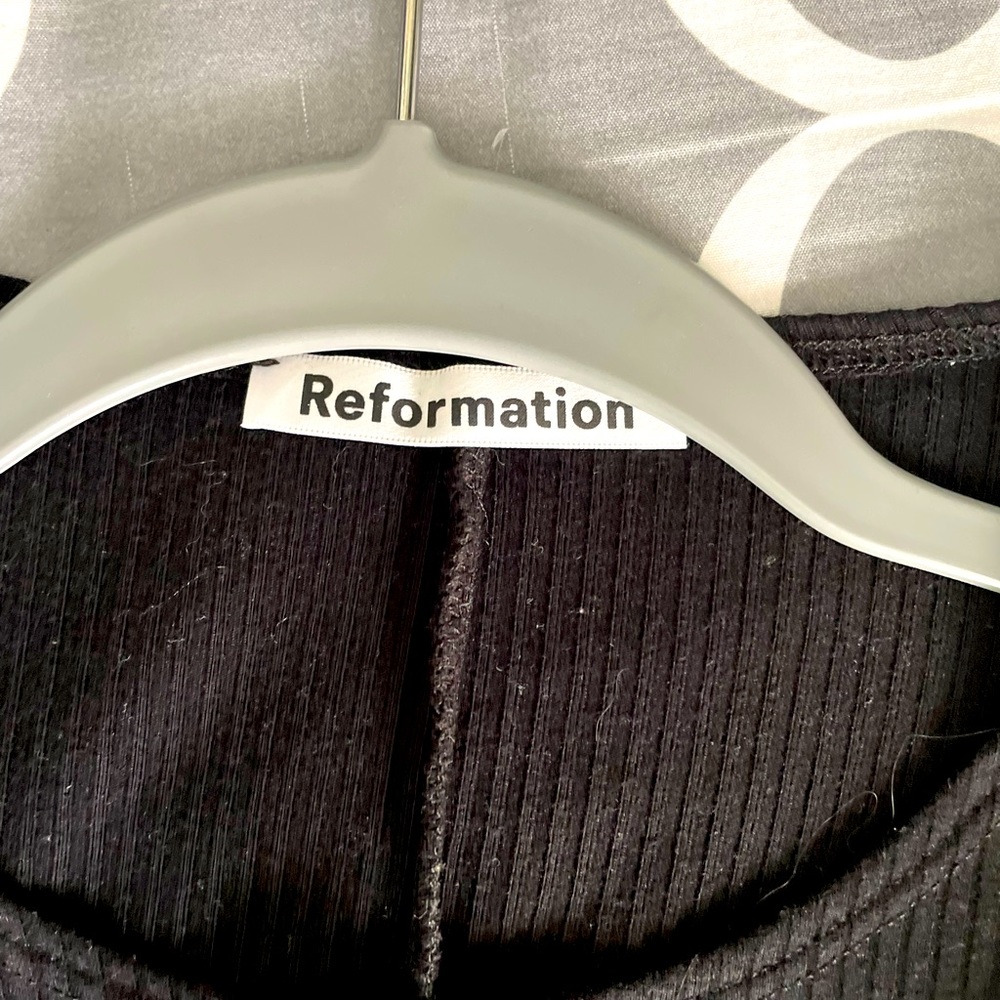 Reformation dress - Picture 2 of 4